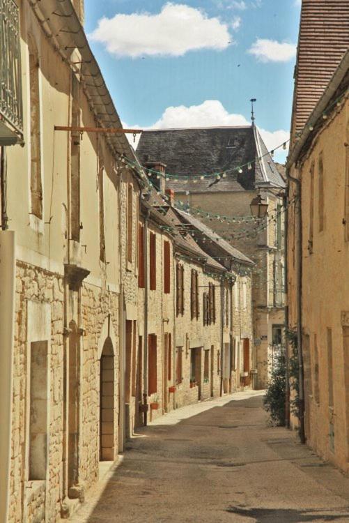 Petite Maison En Pierre Au Coeur Du Perigord Noir Salignac Eyvigues Exterior photo
